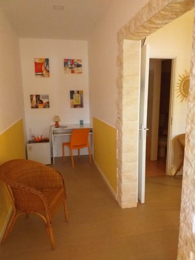 A Casa Di Vera Punta Secca Bagian luar foto