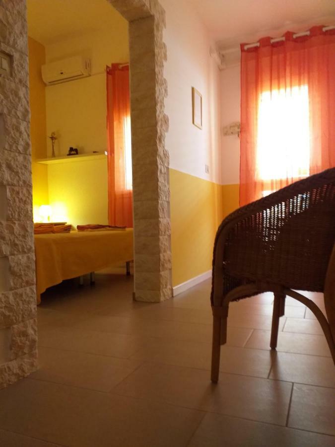 A Casa Di Vera Punta Secca Bagian luar foto